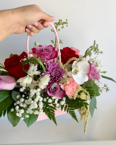 Bloom Bag - Birthday flowers - in Destin, FL thumbnail 6